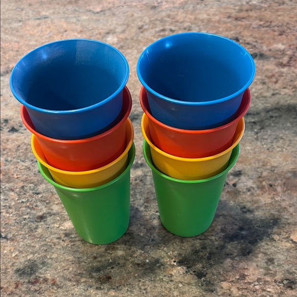 Colorful Tupperware Stackable Plastic Cups - Picture 3 of 7